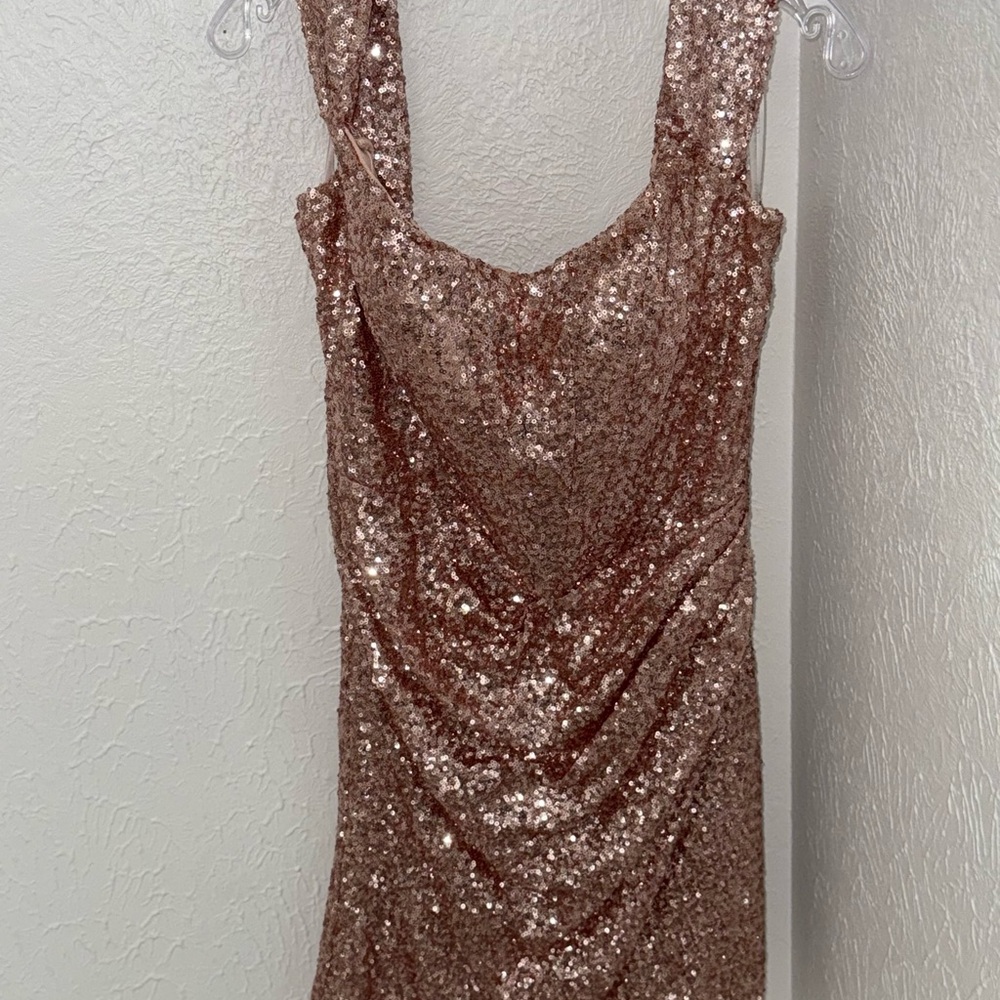 Sherri Hill Sparkling Mini Dress in Rose Gold sleeves are detachable - Picture 2 of 7